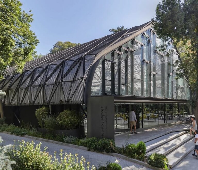 MURAT KARAMANCI STUDENT CENTER - Expanded mesh metal