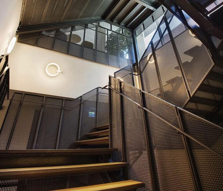 Odeabank Headquarters - Multiperforated metal.