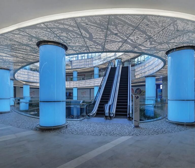 WATERGARDEN ISTAMBUL - Multiperforated metal & pattern cut